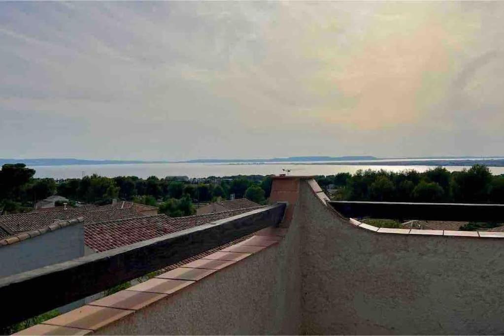 Appartement Proche Aeroport Marseille Marignane - Studio Confortable - Logement Ideal - Hebergement Tout Equipe روجناك المظهر الخارجي الصورة